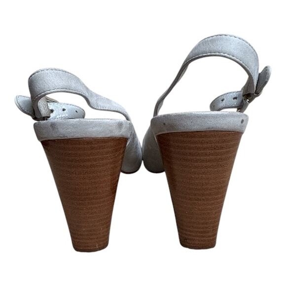 Cole Haan Elegant Pale Grey Suede Slingback Heels Shoes Size 9.5B NWOB - Picture 4 of 10